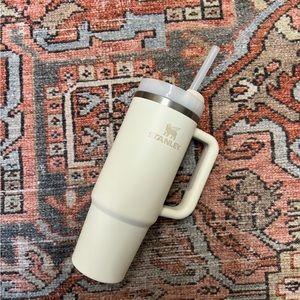 30 oz Cream Stanley Quencher